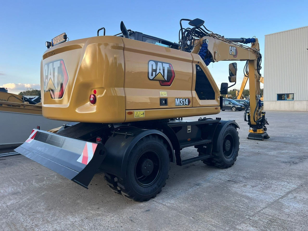 CATERPILLAR M314 - Escavadeira de rodas: foto 1 CATERPILLAR M314 - Escavadeira de rodas: foto 1