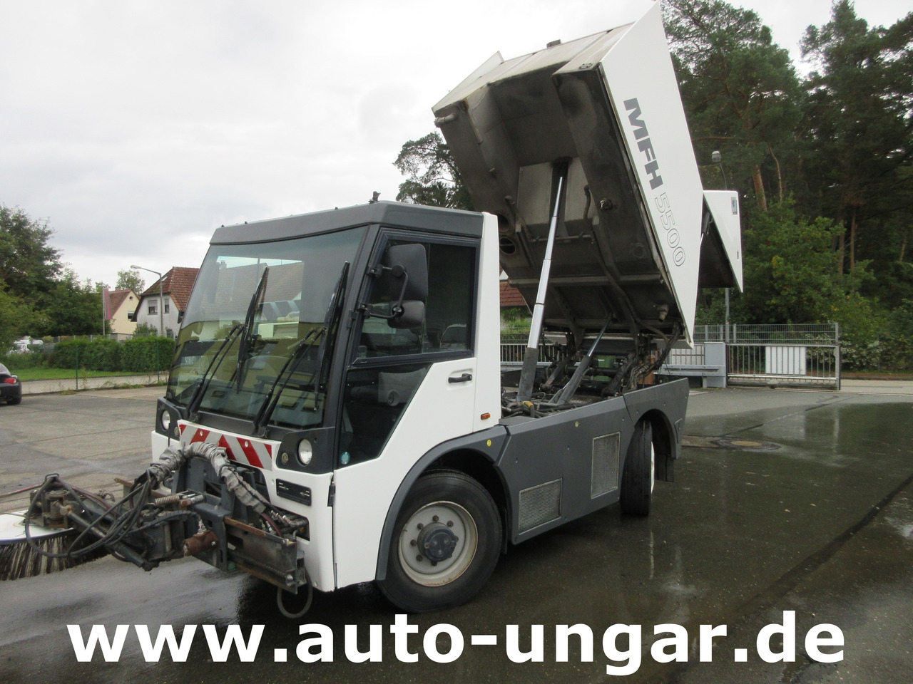 Aebi MFH 5500 Baujahr 2012 Euro 5 Kehrmaschine mit Hochentleerung - Varredora urbana: foto 3 Aebi MFH 5500 Baujahr 2012 Euro 5 Kehrmaschine mit Hochentleerung - Varredora urbana: foto 3