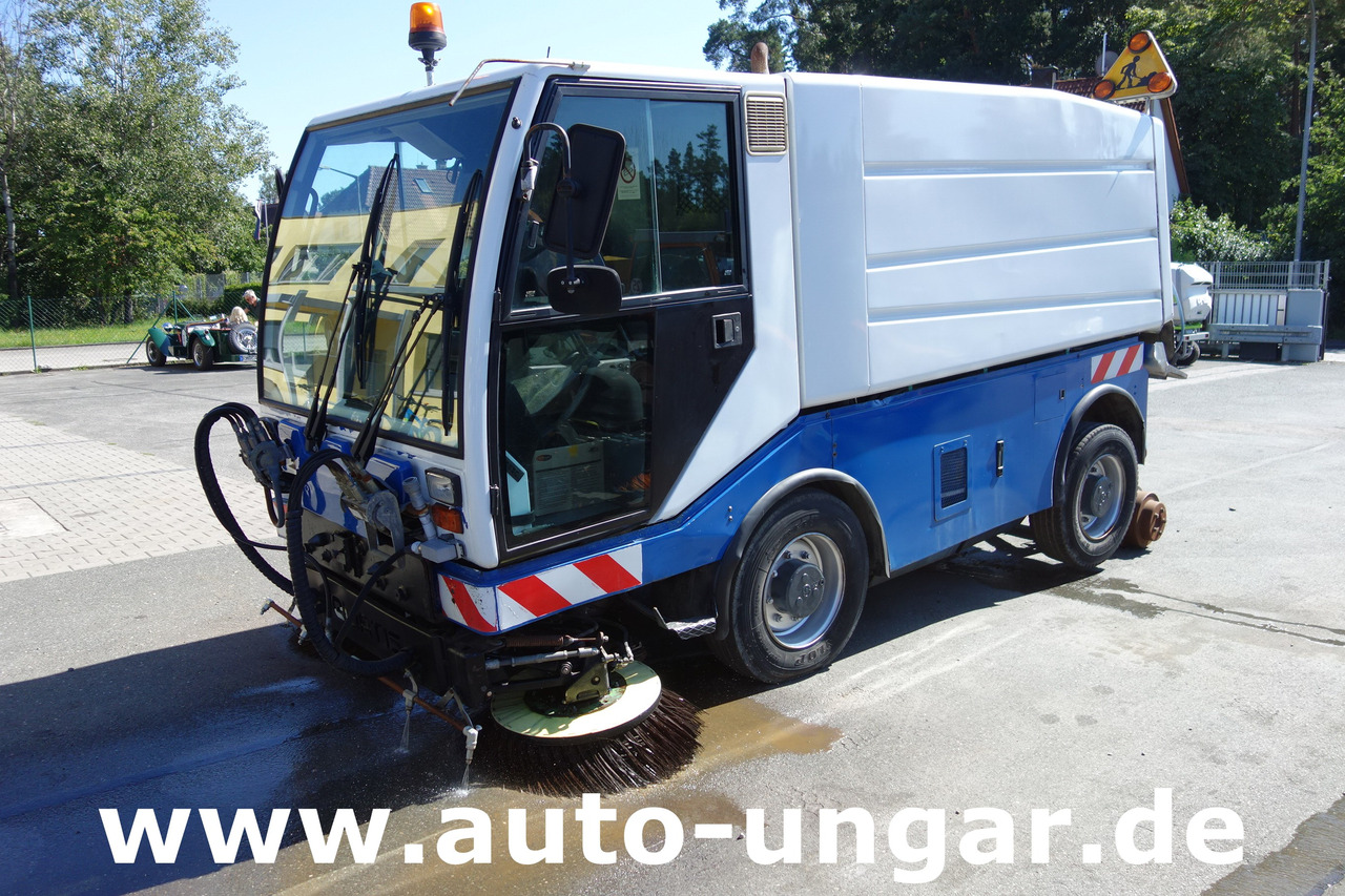 BUCHER CityCat CC5000 Schienenreiniger Kehrmaschine RailRoad Zweiweg - Varredora urbana: foto 3 BUCHER CityCat CC5000 Schienenreiniger Kehrmaschine RailRoad Zweiweg - Varredora urbana: foto 3