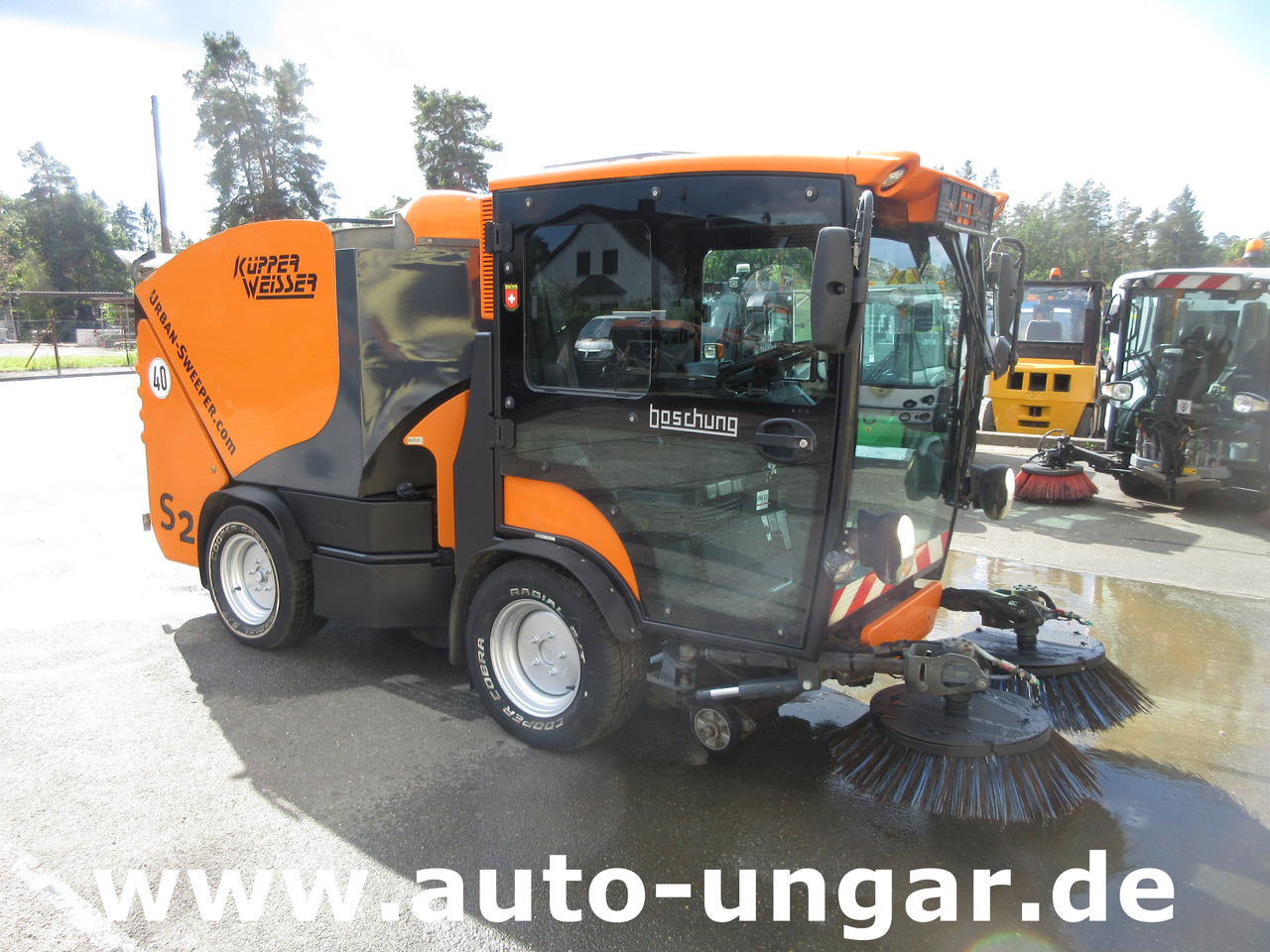 Boschung S2 Küpper-Weisser Kehrmaschine Urban Sweeper 2m³ Knicklenkung 40km/h - Varredora urbana: foto 4 Boschung S2 Küpper-Weisser Kehrmaschine Urban Sweeper 2m³ Knicklenkung 40km/h - Varredora urbana: foto 4