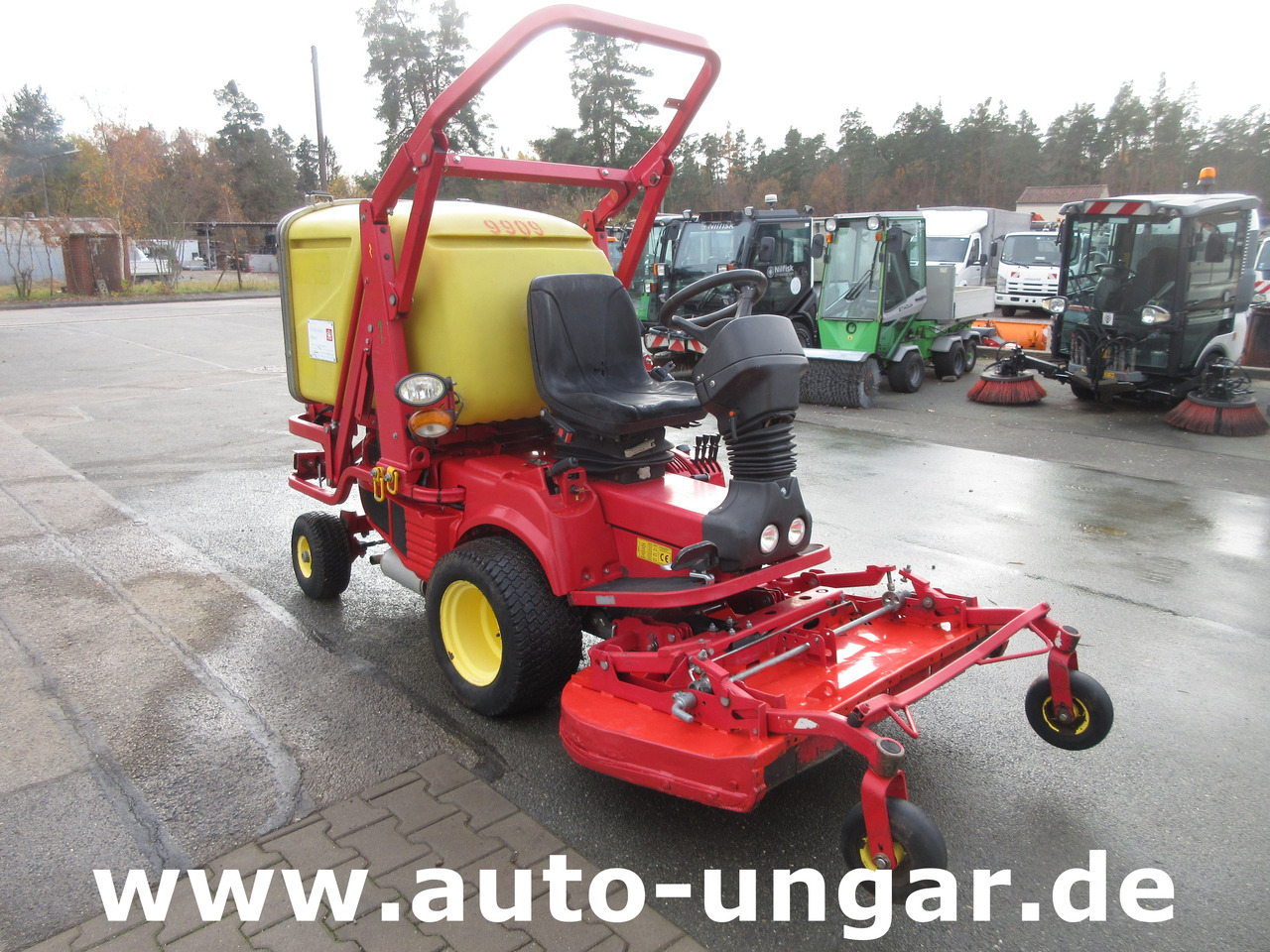 Ferrari PG280D Hochentleerung Hydrostat Kubota Diesel Parkmäher Mäher - Máquina para produção de feno: foto 1 Ferrari PG280D Hochentleerung Hydrostat Kubota Diesel Parkmäher Mäher - Máquina para produção de feno: foto 1