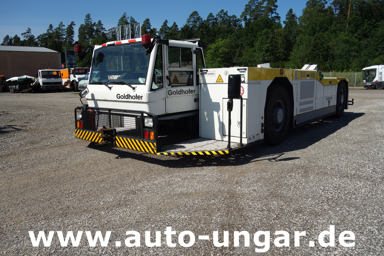 GOLDHOFER AST-1 A500 Baujahr 1999 Push-Back towbarless Pushback Liebherr used GSE - Trator de push-back: foto 3 GOLDHOFER AST-1 A500 Baujahr 1999 Push-Back towbarless Pushback Liebherr used GSE - Trator de push-back: foto 3