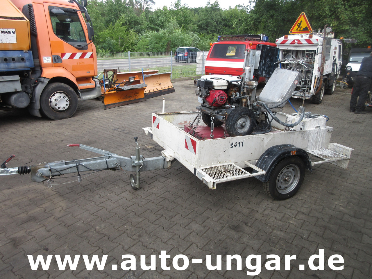 Graco Zebra 5 Airless Traceuse Markiermaschine Roadmarking Machine mit Trailer Hofmann - Máquina de asfalto: foto 1 Graco Zebra 5 Airless Traceuse Markiermaschine Roadmarking Machine mit Trailer Hofmann - Máquina de asfalto: foto 1