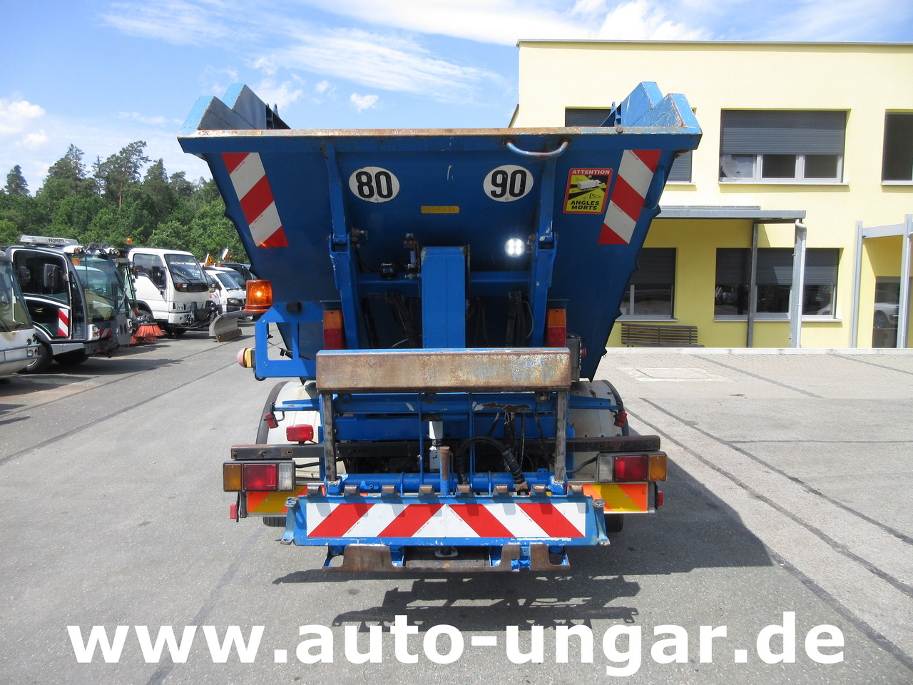 ISUZU NQR Smoother Q75 Y07 Müllwagen 8m³ TECNO 7.500kg Kipper Presse Lifter - Caminhão de lixo: foto 5 ISUZU NQR Smoother Q75 Y07 Müllwagen 8m³ TECNO 7.500kg Kipper Presse Lifter - Caminhão de lixo: foto 5