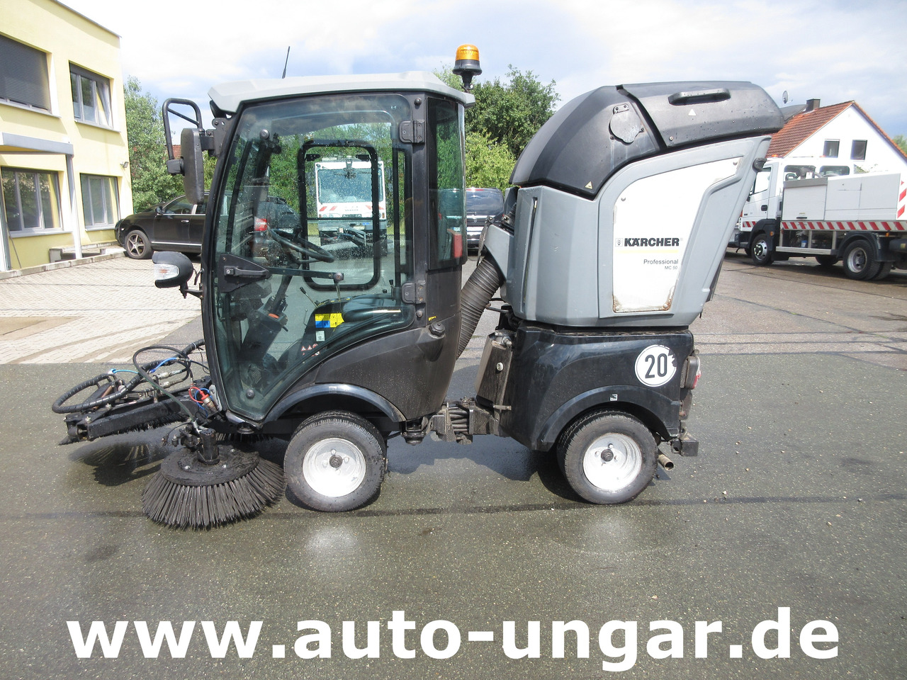 KÄRCHER MC 50 Advanced MIC 50 Professional Kleinkehrmaschine 4x4 Geräteträger - Varredora urbana: foto 4 KÄRCHER MC 50 Advanced MIC 50 Professional Kleinkehrmaschine 4x4 Geräteträger - Varredora urbana: foto 4
