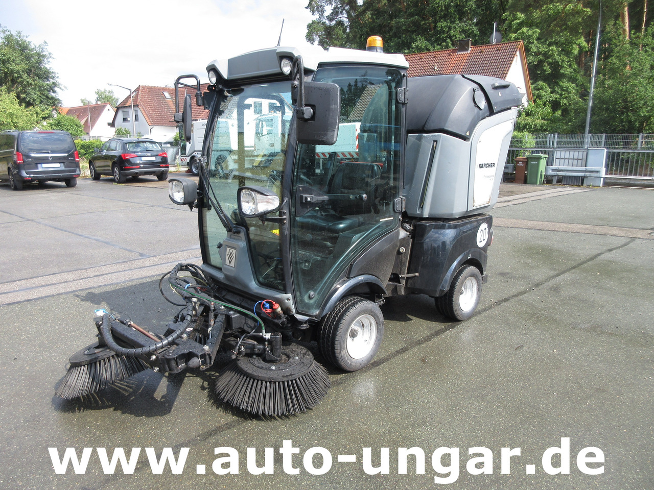 KÄRCHER MC 50 Advanced MIC 50 Professional Kleinkehrmaschine 4x4 Geräteträger - Varredora urbana: foto 3 KÄRCHER MC 50 Advanced MIC 50 Professional Kleinkehrmaschine 4x4 Geräteträger - Varredora urbana: foto 3