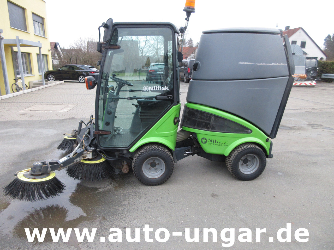 Nilfisk CR 2250 Egholm Bj. 2015 Kehrmaschine 4x4 Perkins Diesel Knicklenkung - Varredora urbana: foto 4 Nilfisk CR 2250 Egholm Bj. 2015 Kehrmaschine 4x4 Perkins Diesel Knicklenkung - Varredora urbana: foto 4