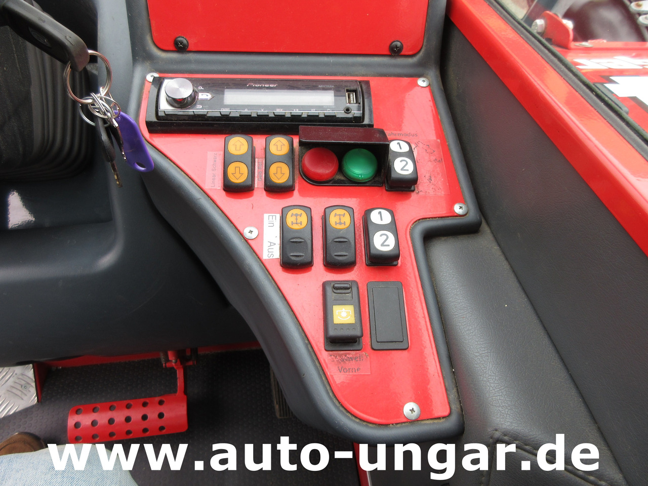 Limpa bermas Sauerburger Grip 4 - 75 Standard Hangschlepper Bergtraktot Aebi TT Reform Metrac: foto 11 Limpa bermas Sauerburger Grip 4 - 75 Standard Hangschlepper Bergtraktot Aebi TT Reform Metrac: foto 11