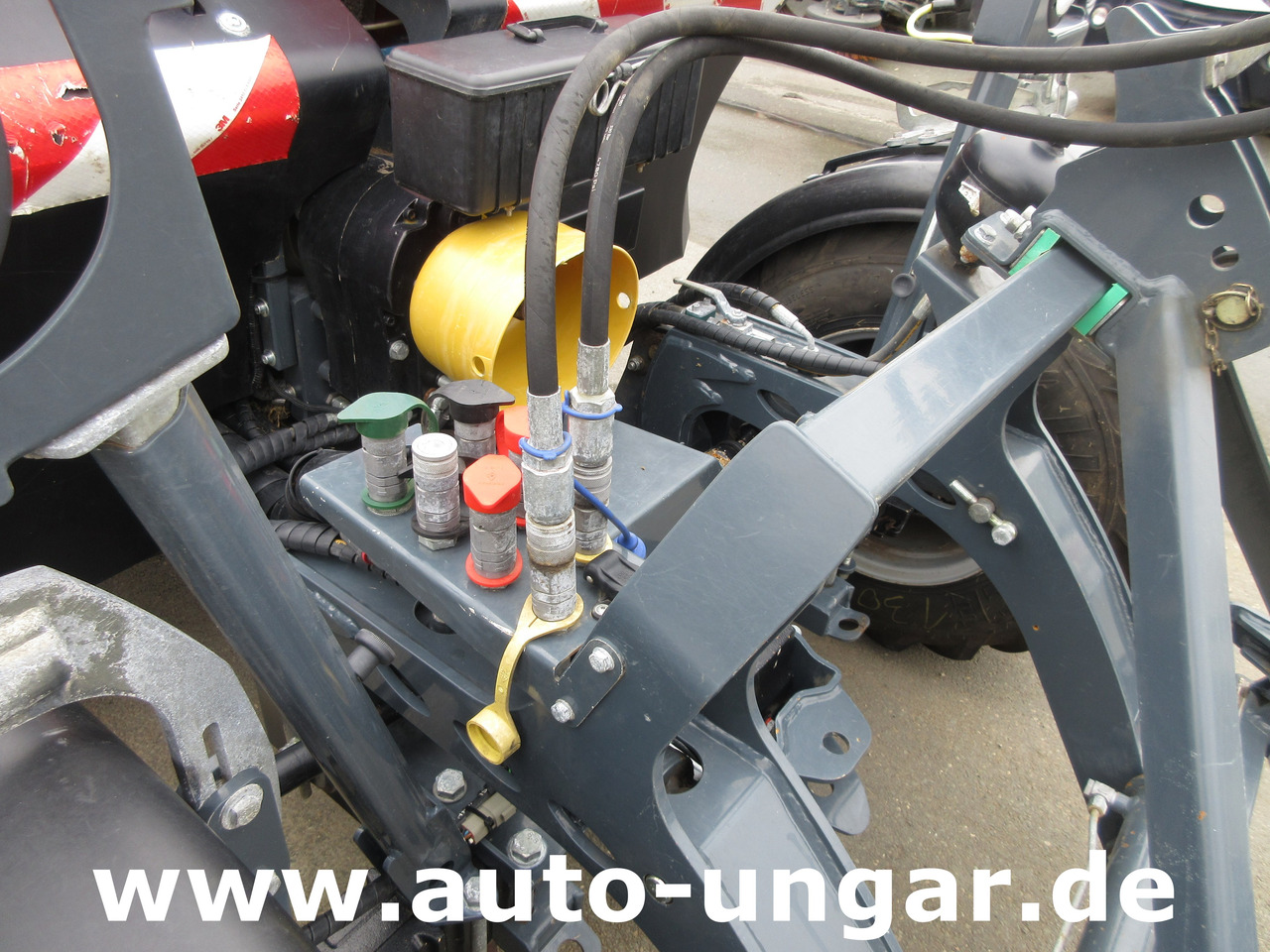 Limpa bermas Sauerburger Grip 4 - 75 Standard Hangschlepper Bergtraktot Aebi TT Reform Metrac: foto 8 Limpa bermas Sauerburger Grip 4 - 75 Standard Hangschlepper Bergtraktot Aebi TT Reform Metrac: foto 8