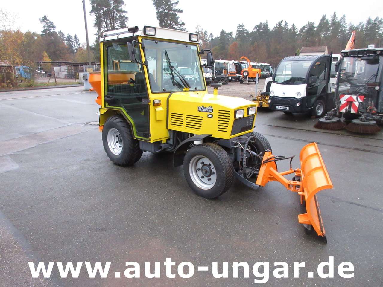 Schanzlin 304 Diesel 4x4 Winterdienst Pflug & Streuer 2-Sitzer Zapfwelle - Trator municipal: foto 2 Schanzlin 304 Diesel 4x4 Winterdienst Pflug & Streuer 2-Sitzer Zapfwelle - Trator municipal: foto 2