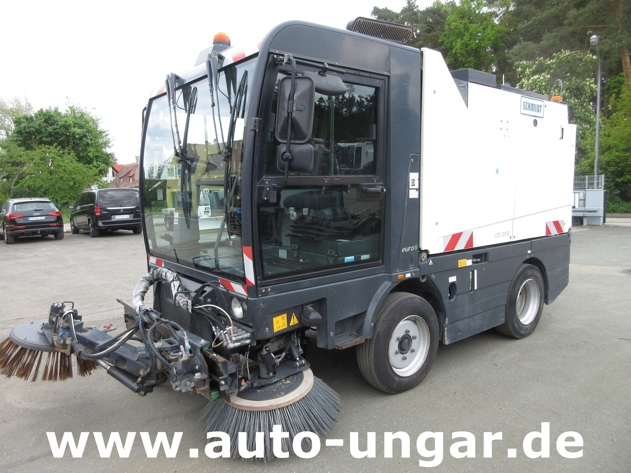 Schmidt Cleango 500 CS556 Euro 6 mit Wildkrautbesen Kehrmaschine aus 1. Hand - Varredora urbana: foto 3 Schmidt Cleango 500 CS556 Euro 6 mit Wildkrautbesen Kehrmaschine aus 1. Hand - Varredora urbana: foto 3