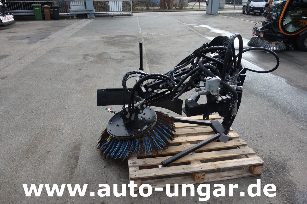 Schmidt Nilfisk 3. Besen für City Ranger Jungo Jet 3500 Multigo - Vassoura por Veículo municipal/ Especial: foto 3 Schmidt Nilfisk 3. Besen für City Ranger Jungo Jet 3500 Multigo - Vassoura por Veículo municipal/ Especial: foto 3