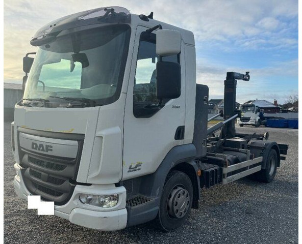 DAF LF250 FA - Camião polibenne: foto 4 DAF LF250 FA - Camião polibenne: foto 4