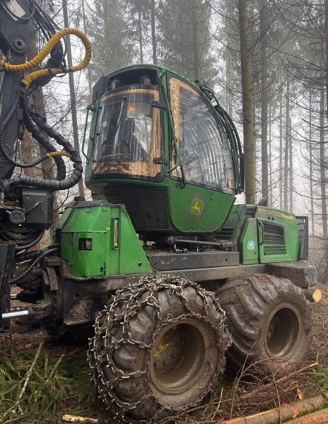 John Deere 1010E 8W - Reboque florestal: foto 3 John Deere 1010E 8W - Reboque florestal: foto 3