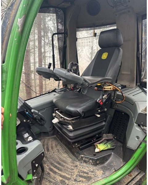 John Deere 1010E 8W - Reboque florestal: foto 5 John Deere 1010E 8W - Reboque florestal: foto 5