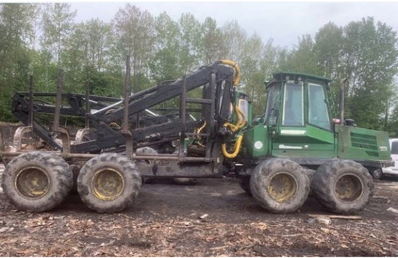 John Deere 1110D EcoIII 8W - Reboque florestal: foto 1 John Deere 1110D EcoIII 8W - Reboque florestal: foto 1