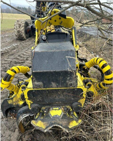 John Deere 1470E 6W +(2016) H415 - Harvester: foto 4 John Deere 1470E 6W +(2016) H415 - Harvester: foto 4