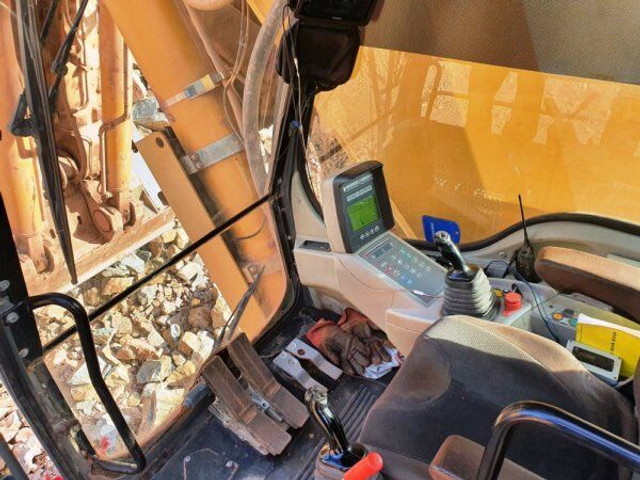 Liebherr R 984C HD (125t) - Escavadora de rastos: foto 5 Liebherr R 984C HD (125t) - Escavadora de rastos: foto 5