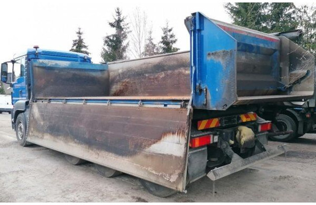 MAN TGS 35.440 EUR6 tridem 8x4 - Camião basculante: foto 3 MAN TGS 35.440 EUR6 tridem 8x4 - Camião basculante: foto 3