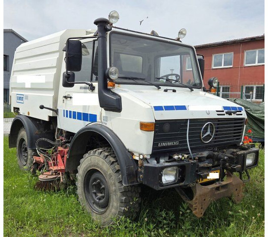 Mercedes-Benz Unimog 1400 +Schmidt SK320 - Máquina de construção: foto 1 Mercedes-Benz Unimog 1400 +Schmidt SK320 - Máquina de construção: foto 1