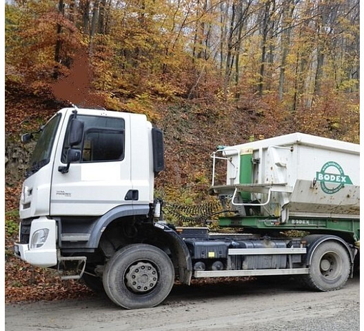 Tatra 4x4 hydr. T158 Phoenix (8P6R23) / DAF - Tractor: foto 1 Tatra 4x4 hydr. T158 Phoenix (8P6R23) / DAF - Tractor: foto 1