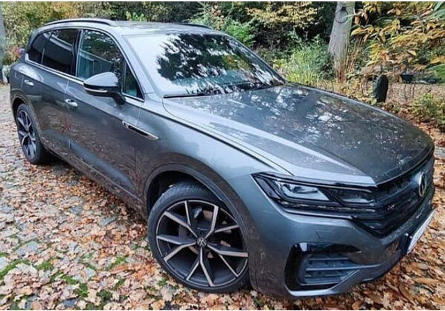 Volkswagen Touareg 3.0 TDi R-line 4-motion - Automóvel: foto 1 Volkswagen Touareg 3.0 TDi R-line 4-motion - Automóvel: foto 1