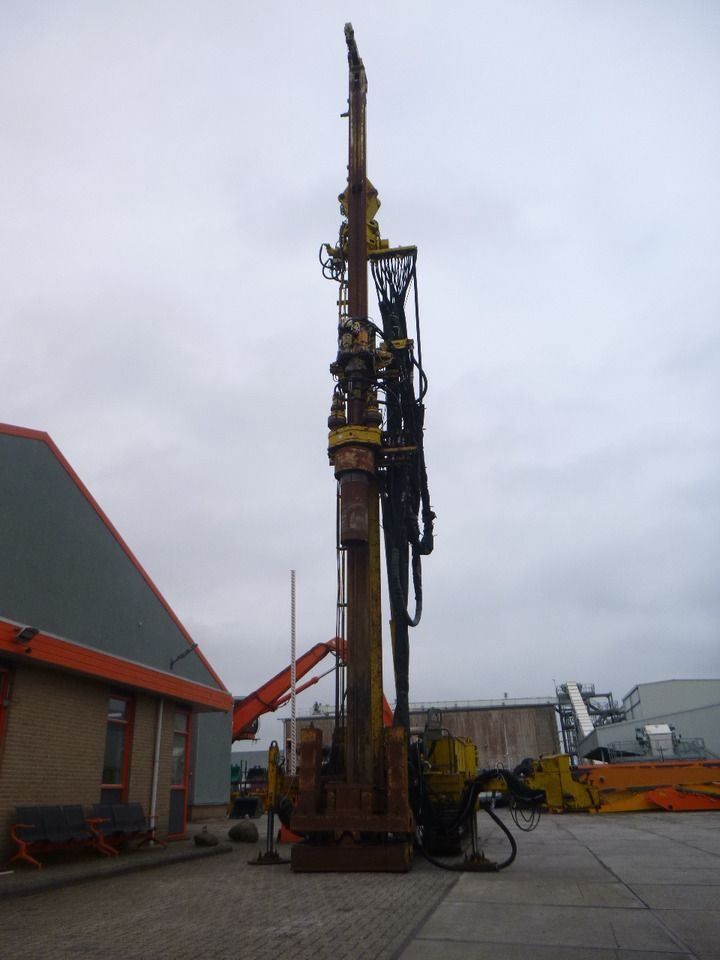 CASAGRANDE C14 ROTATING FOUNDATION ROTARY DRILL - Máquina de perfuração: foto 4 CASAGRANDE C14 ROTATING FOUNDATION ROTARY DRILL - Máquina de perfuração: foto 4