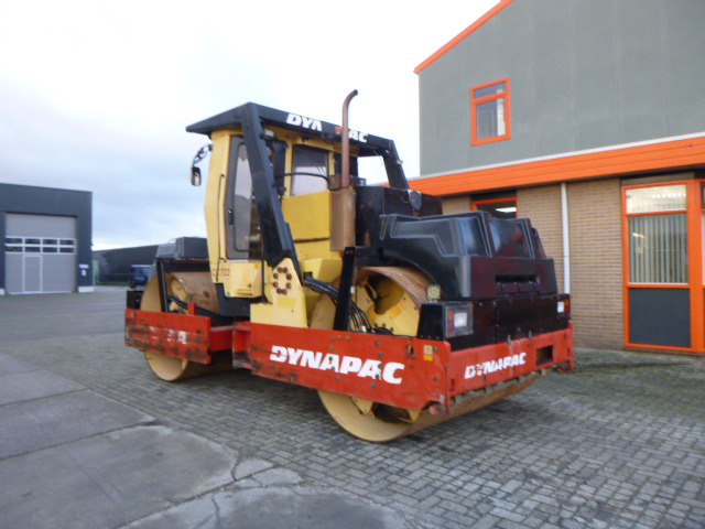 DYNAPAC CC722 - Compactador de asfalto: foto 2 DYNAPAC CC722 - Compactador de asfalto: foto 2