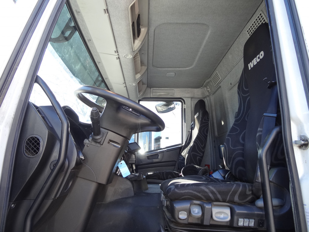 Iveco Stralis 420 6X2 Montagekran Fassi F335 28Meter - Camião de caixa aberta/ Plataforma, Camião grua: foto 5 Iveco Stralis 420 6X2 Montagekran Fassi F335 28Meter - Camião de caixa aberta/ Plataforma, Camião grua: foto 5