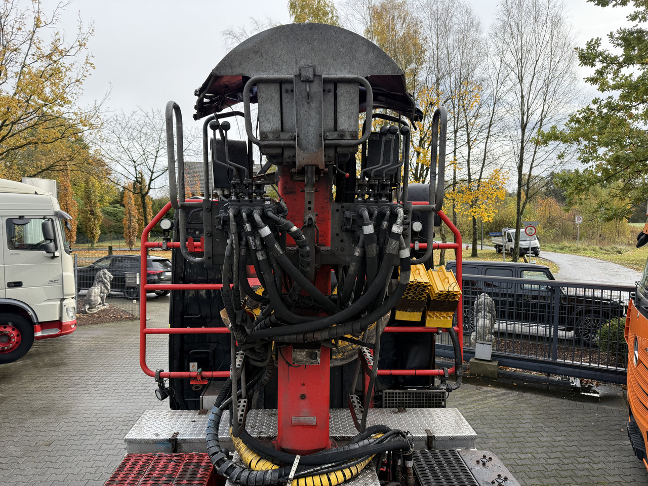 Kran Kesla 2124L - Camião de transporte de madeira, Camião grua: foto 4 Kran Kesla 2124L - Camião de transporte de madeira, Camião grua: foto 4