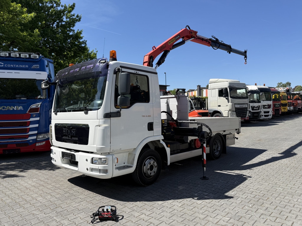 MAN TGL 8.180 Palfinger 6501 - Camião de caixa aberta/ Plataforma, Camião grua: foto 1 MAN TGL 8.180 Palfinger 6501 - Camião de caixa aberta/ Plataforma, Camião grua: foto 1