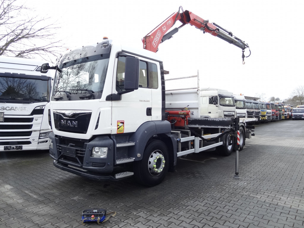 Leasing de MAN TGS 26.320 6X4 BB mit Kran Fassi F175 MAN TGS 26.320 6X4 BB mit Kran Fassi F175: foto 8