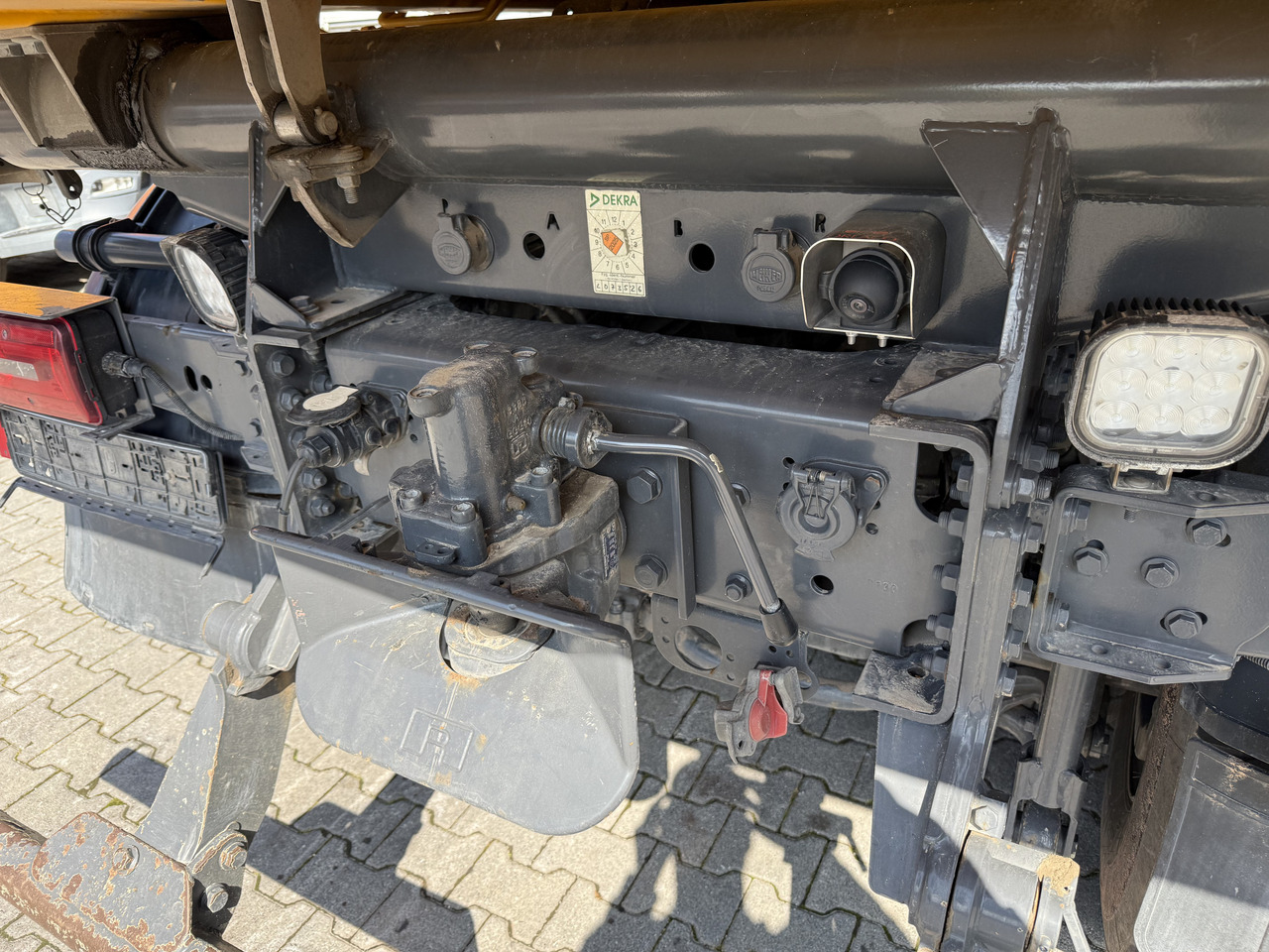 MAN TGS 41.500 8X6 BB Meiller - Camião basculante: foto 4 MAN TGS 41.500 8X6 BB Meiller - Camião basculante: foto 4