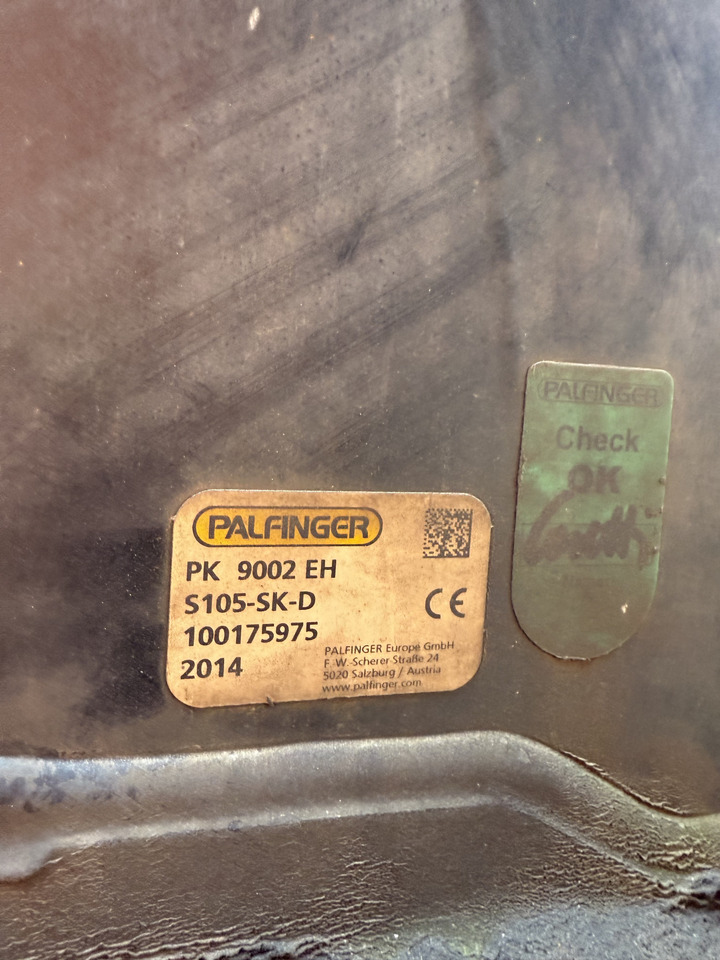 Mercedes-Benz Actros 1827 Kran Palfinger PK 9002 - Camião de lona, Camião grua: foto 5 Mercedes-Benz Actros 1827 Kran Palfinger PK 9002 - Camião de lona, Camião grua: foto 5