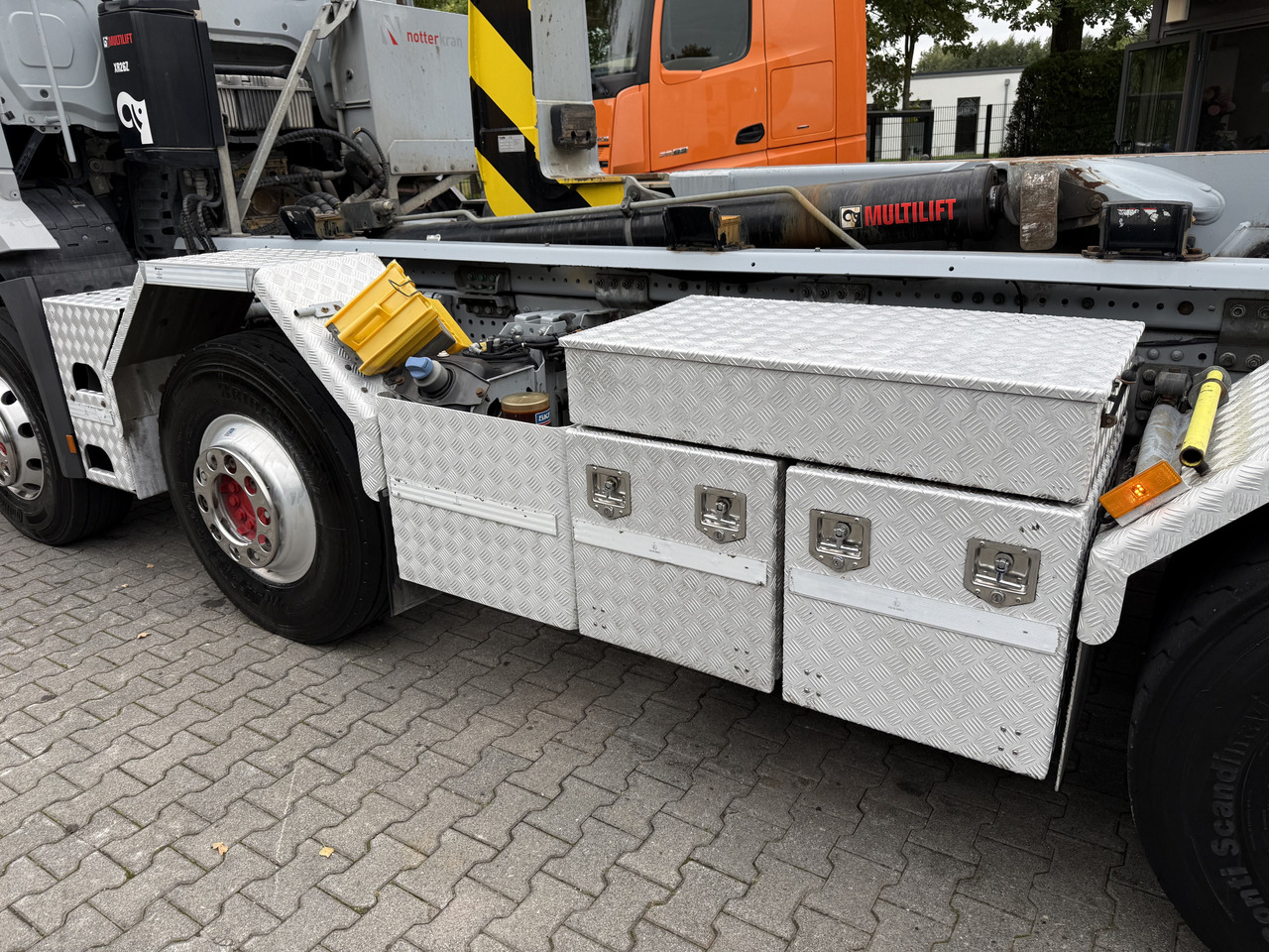 Mercedes-Benz Arocs 3245 K 8X4 Haken - Camião polibenne: foto 3 Mercedes-Benz Arocs 3245 K 8X4 Haken - Camião polibenne: foto 3