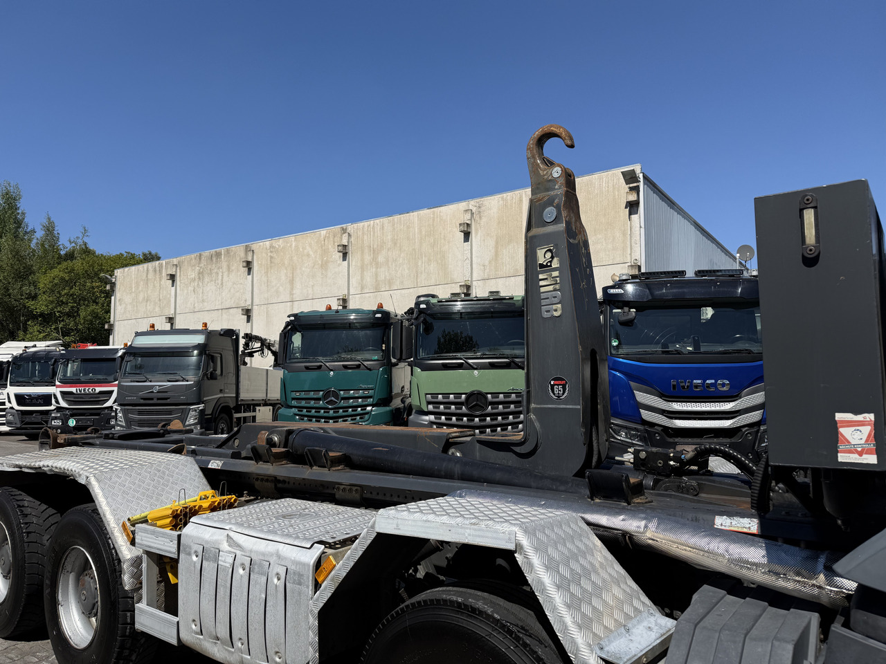 Mercedes-Benz Arocs 3245 K 8X4 Haken - Camião polibenne: foto 2 Mercedes-Benz Arocs 3245 K 8X4 Haken - Camião polibenne: foto 2