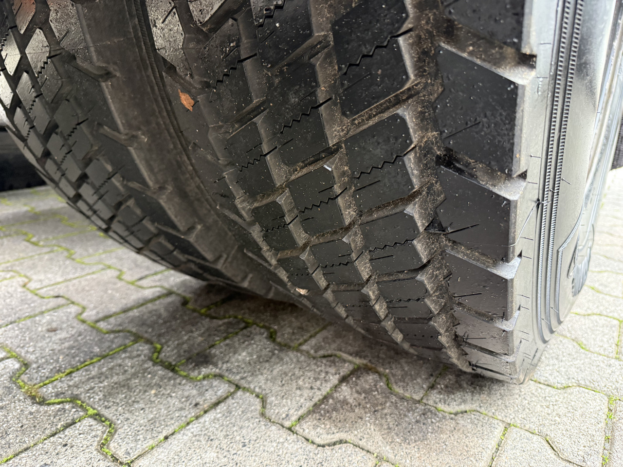 Scania P280 6X2*4 - Camião chassi: foto 2 Scania P280 6X2*4 - Camião chassi: foto 2