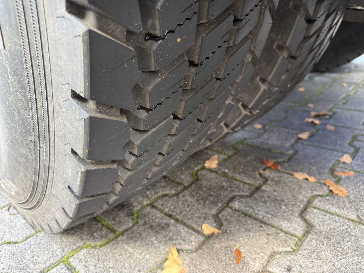 Scania P280 6X2*4 - Camião chassi: foto 2 Scania P280 6X2*4 - Camião chassi: foto 2