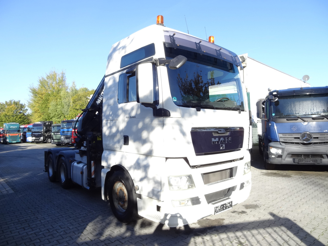Tractor MAN TGX 33.480 6X4 Kran MKG 381 bis 20 Meter: foto 12 Tractor MAN TGX 33.480 6X4 Kran MKG 381 bis 20 Meter: foto 12