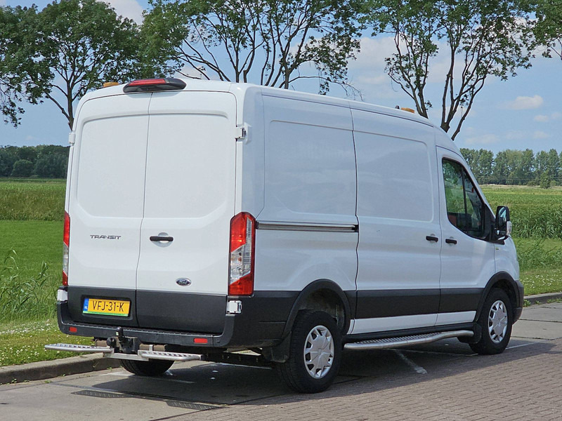 Ford Transit 2.0 TDCI 170 AUT. L2H2 - Furgão: foto 3 Ford Transit 2.0 TDCI 170 AUT. L2H2 - Furgão: foto 3