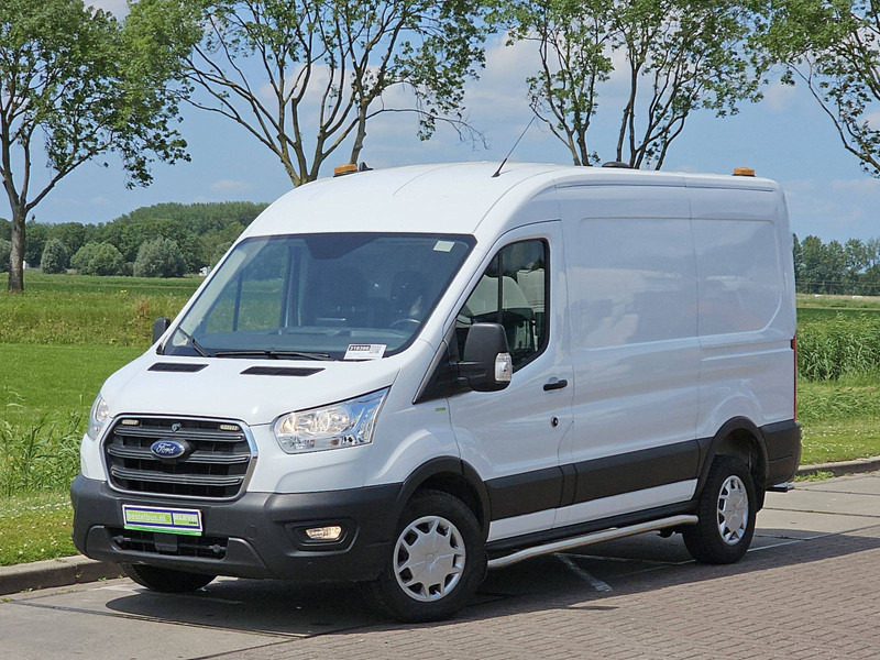 Ford Transit 2.0 TDCI 170 AUT. L2H2 - Furgão: foto 2 Ford Transit 2.0 TDCI 170 AUT. L2H2 - Furgão: foto 2