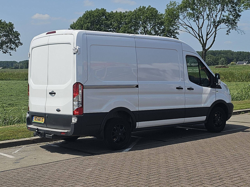 Ford Transit 300 ac EURO6 - Furgão compacto: foto 3 Ford Transit 300 ac EURO6 - Furgão compacto: foto 3