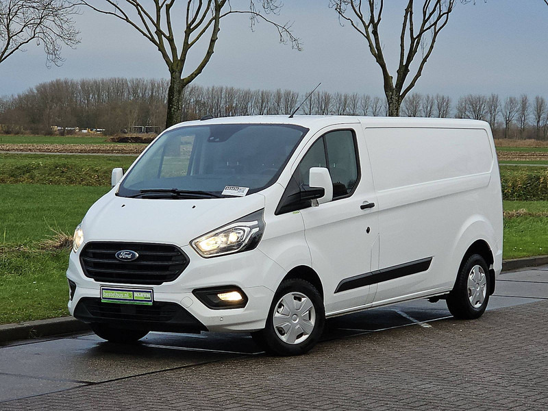 Ford Transit Custom 2.0 TDCI 130 TREND L2 - Furgão compacto: foto 2 Ford Transit Custom 2.0 TDCI 130 TREND L2 - Furgão compacto: foto 2