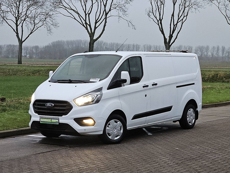 Ford Transit Custom 2.0 TDCI 130 TREND L2 - Furgão compacto: foto 2 Ford Transit Custom 2.0 TDCI 130 TREND L2 - Furgão compacto: foto 2