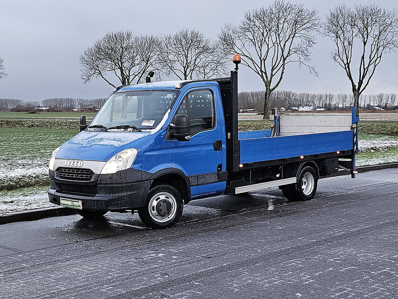 Iveco Daily 35C13 OpenLaadbak Laadklep - Carrinha de caixa aberta: foto 2 Iveco Daily 35C13 OpenLaadbak Laadklep - Carrinha de caixa aberta: foto 2