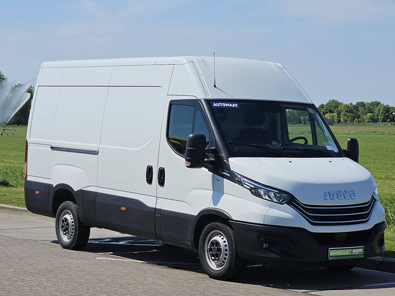Iveco Daily 35S14 HI- MATIC L2H2 LED - Furgão: foto 5 Iveco Daily 35S14 HI- MATIC L2H2 LED - Furgão: foto 5