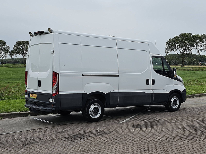 Iveco Daily 35S14 L2H2 Airco Euro6! - Furgão: foto 3 Iveco Daily 35S14 L2H2 Airco Euro6! - Furgão: foto 3