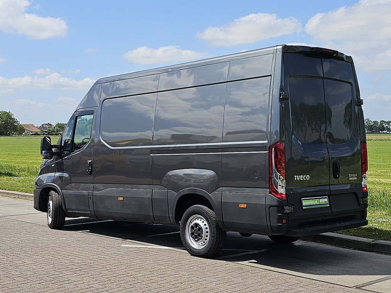 Furgão Iveco Daily 35S18 3.0 AUT. L2H2 LED: foto 6