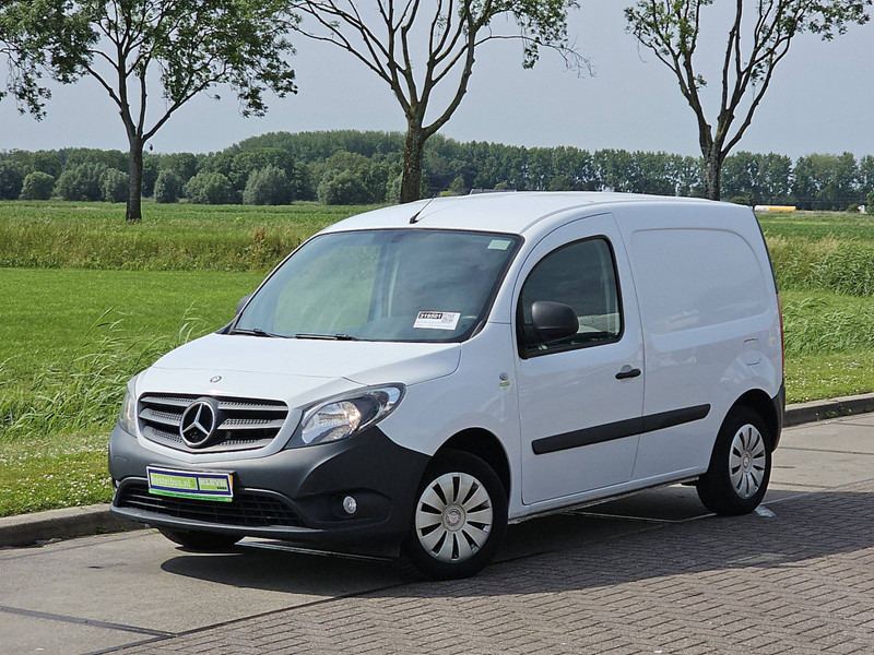 Mercedes-Benz Citan 108 CDI LONG Airco Euro6 NAP - Carrinha de contentor: foto 2 Mercedes-Benz Citan 108 CDI LONG Airco Euro6 NAP - Carrinha de contentor: foto 2