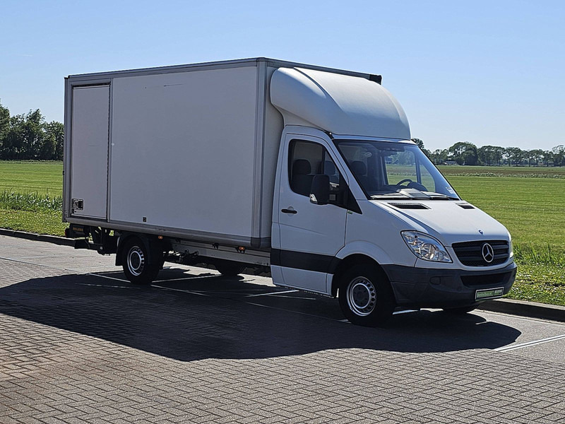 Mercedes-Benz Sprinter 313 ac laadklep zijdeur - Carrinha de contentor: foto 5 Mercedes-Benz Sprinter 313 ac laadklep zijdeur - Carrinha de contentor: foto 5
